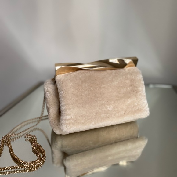 New Aquazzura Twist shearling clutch bag $1,795 - Picture 5 of 12